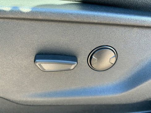 Used 2025 Ford F250 XLT image 19