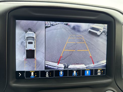 Used 2021 GMC Sierra 1500 AT4 w/ AT4 Premium Package image 24