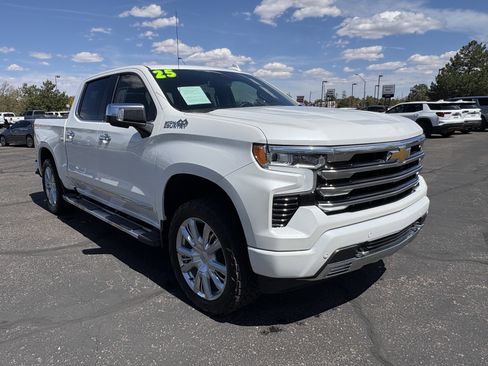 Used 2025 Chevrolet Silverado 1500 High Country w/ High Country Premium Package image 2