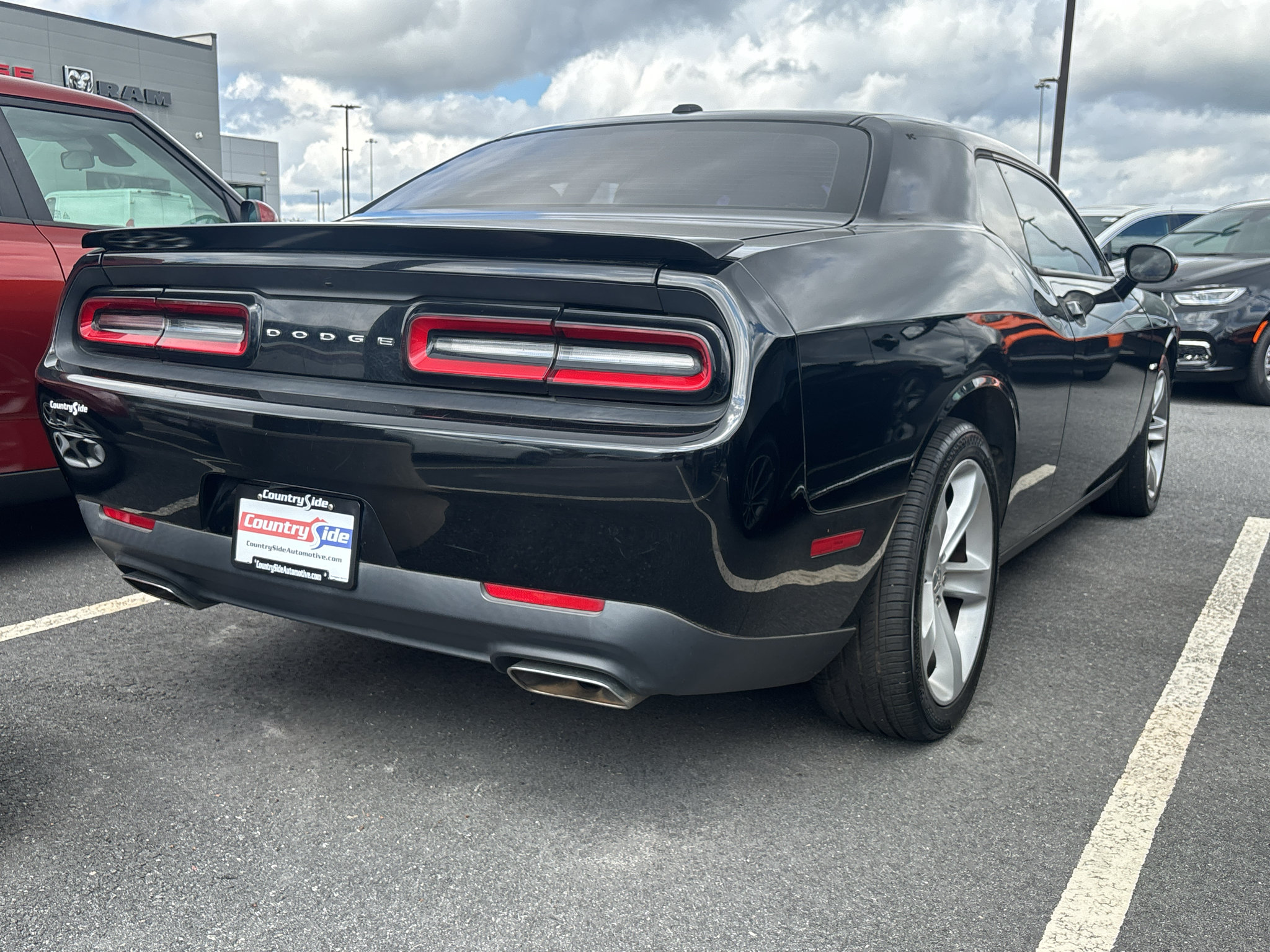 Used 2015 Dodge Challenger R/T w/ Quick Order Package 28B R/T RWD image 5