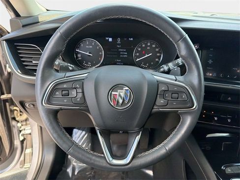 Used 2022 Buick Envision Essence w/ Technology Package I image 25