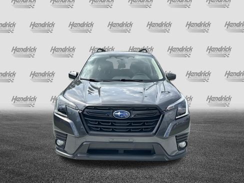 Used 2023 Subaru Forester Premium AWD/4WD image 3