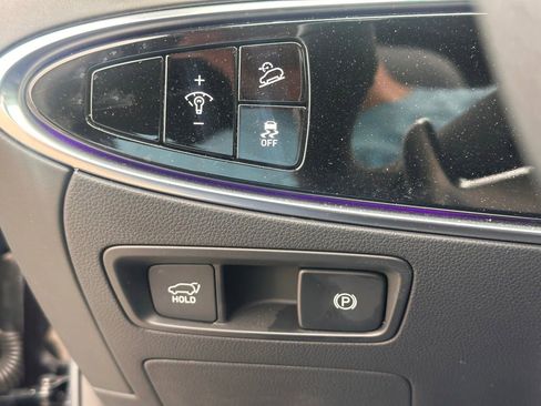 Used 2023 Genesis Electrified GV70 Prestige w/ Prestige Package image 29