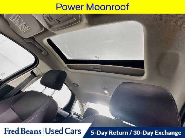 Used 2016 Ford Focus SE w/ SE Power Seat Package FWD image 25