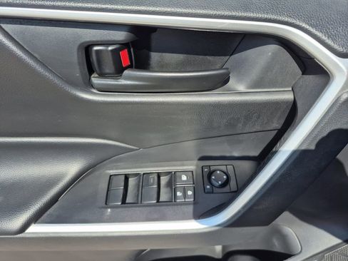 Used 2024 Toyota RAV4 LE image 7