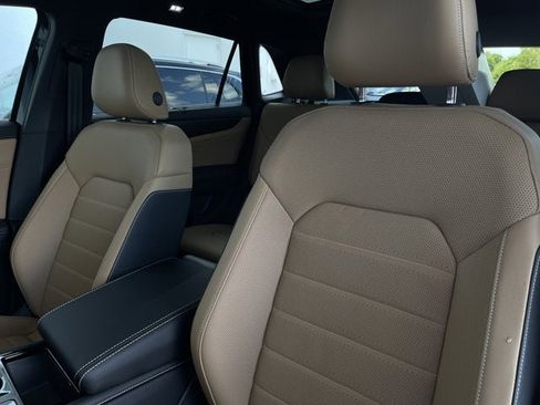 New 2026 Volkswagen Atlas Cross Sport SEL R-Line image 13