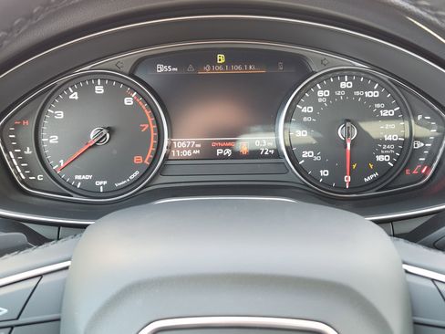 Used 2024 Audi A4 2.0T Premium w/ Convenience Package image 17