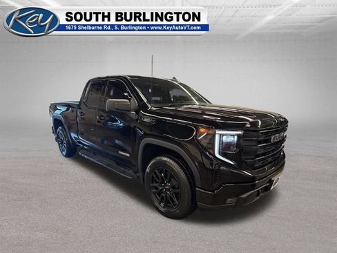 Used 2024 GMC Sierra 1500 Elevation w/ LPO, Elevation Black Package AWD/4WD image 9