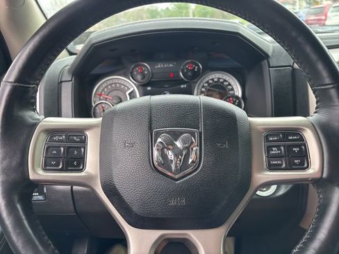 Used 2017 RAM 1500 Laramie w/ Convenience Group AWD/4WD image 17