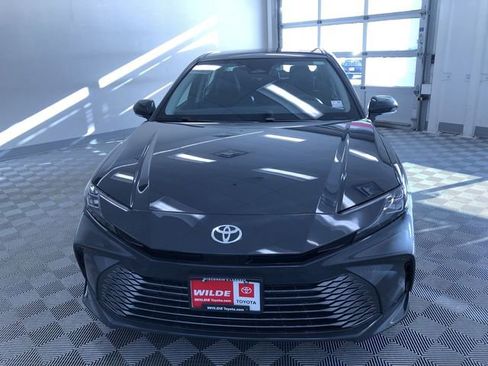 New 2026 Toyota Camry XLE image 6
