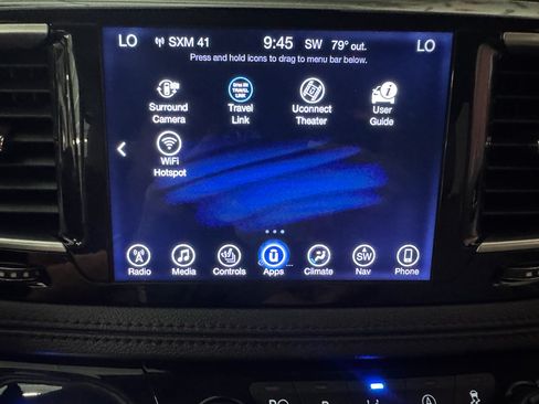 Used 2017 Chrysler Pacifica Limited FWD image 31