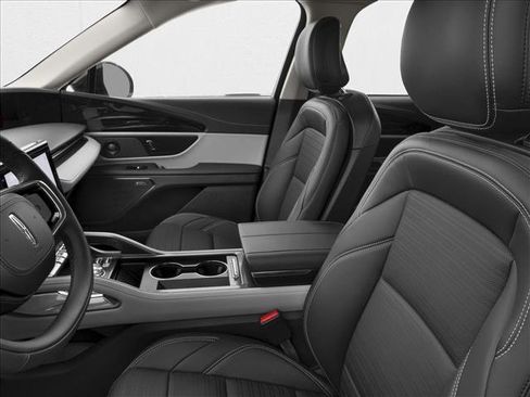 New 2026 Lincoln Nautilus Premier AWD/4WD image 6