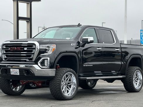 Used 2020 GMC Sierra 1500 SLT w/ SLT Premium Plus Package image 8