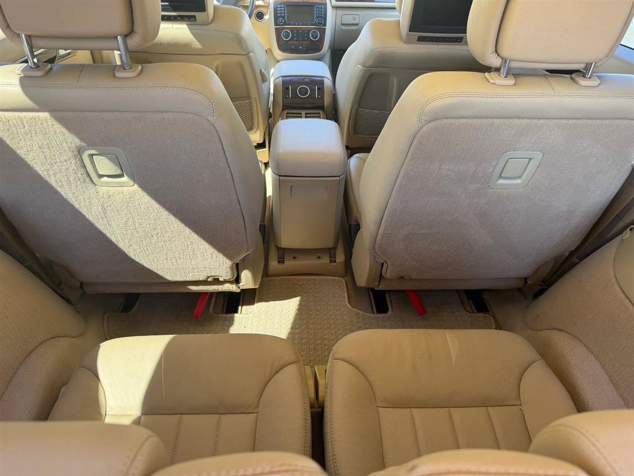 Used 2007 Mercedes-Benz R 320 CDI 4MATIC image 29