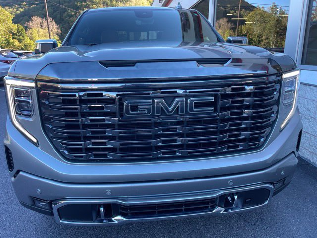 Used 2023 GMC Sierra 1500 Denali Ultimate AWD/4WD image 3