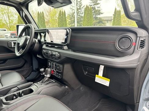 New 2026 Jeep Gladiator Rubicon AWD/4WD image 13