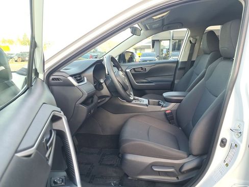 Used 2025 Toyota RAV4 LE image 11