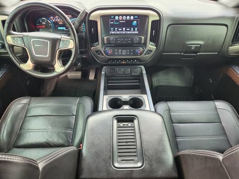Used 2017 GMC Sierra 2500 Denali w/ Duramax Plus Package AWD/4WD image 26