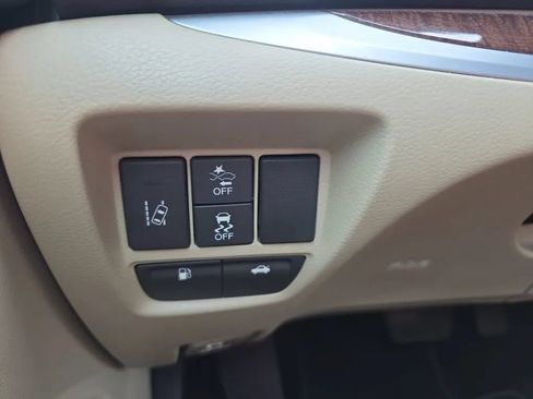 Used 2018 Acura TLX FWD image 23