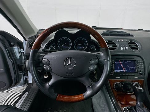 Used 2005 Mercedes-Benz SL 500 image 17