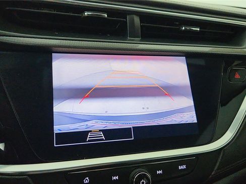 Used 2021 Buick Encore GX Preferred w/ Cold Weather Comfort Package FWD image 26
