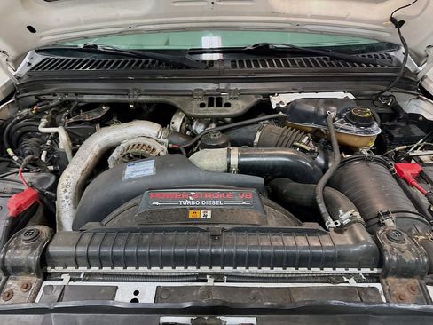 Used 2005 Ford F250 XL image 32