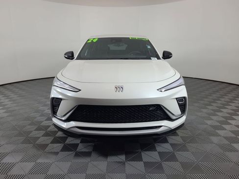 Used 2024 Buick Envista Sport Touring w/ Convenience I Package image 8