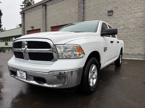 Used 2021 RAM 1500 Tradesman w/ Chrome Appearance Group image 4