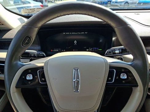 Used 2021 Lincoln Aviator Grand Touring w/ Elements Package Plus AWD/4WD image 25
