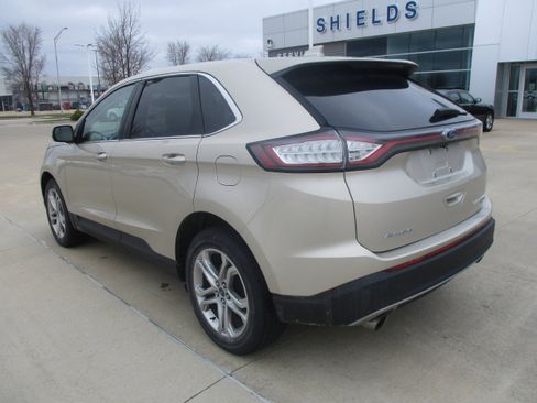 Used 2017 Ford Edge Titanium w/ Cold Weather Package image 3