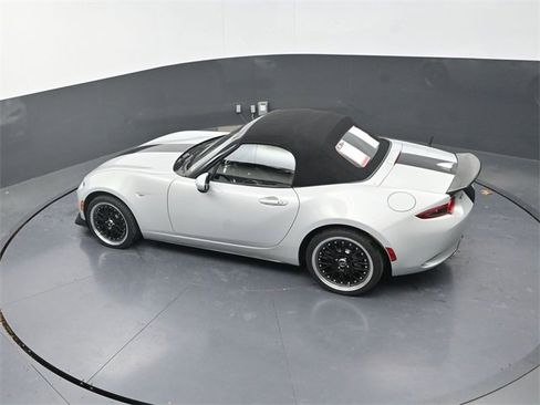 Used 2016 MAZDA MX-5 Miata Grand Touring image 18