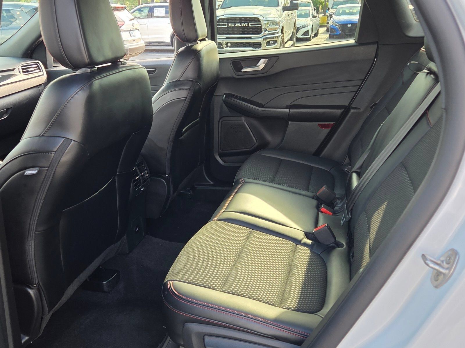Used 2026 Ford Escape ST-Line FWD image 6