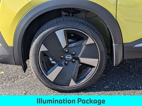 Used 2026 Nissan Kicks SR w/ Illumination Package image 12