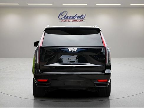 Certified 2024 Cadillac Escalade Sport w/ LPO, ONYX Package AWD/4WD image 5
