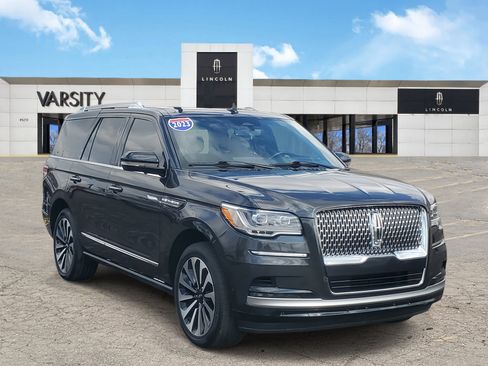 Used 2023 Lincoln Navigator Reserve AWD/4WD image 1