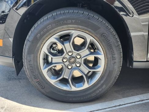 New 2026 Ford Maverick XLT w/ XLT Luxury Package FWD image 7
