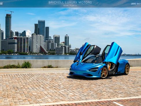 Used 2025 McLaren 750S RWD image 17
