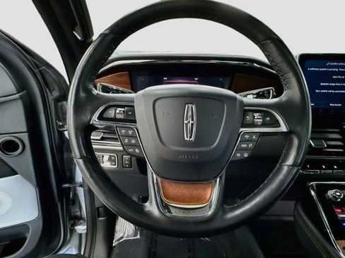 Used 2023 Lincoln Navigator Black Label AWD/4WD image 11