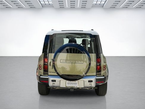 Used 2025 Land Rover Defender 90 S AWD/4WD image 7
