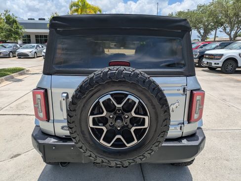 Used 2021 Ford Bronco Outer Banks AWD/4WD image 5