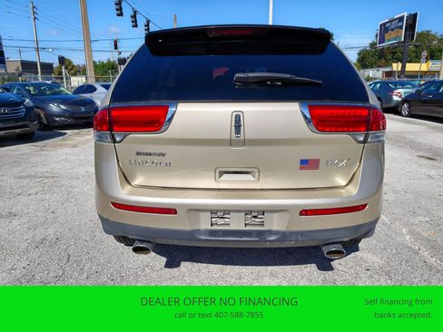 Used 2011 Lincoln MKX 2WD w/ Wood Pkg image 5