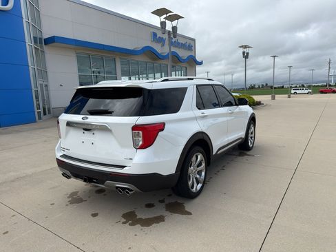 Used 2020 Ford Explorer Platinum w/ Premium Technology Package AWD/4WD image 5