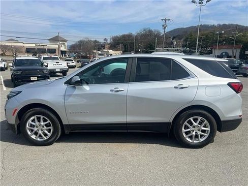 Used 2022 Chevrolet Equinox LT image 6