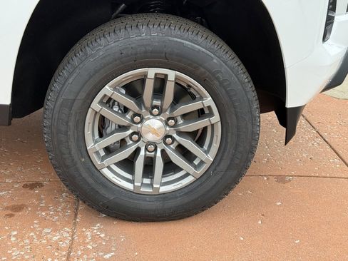 New 2025 Chevrolet Colorado LT w/ LT Convenience Package image 7