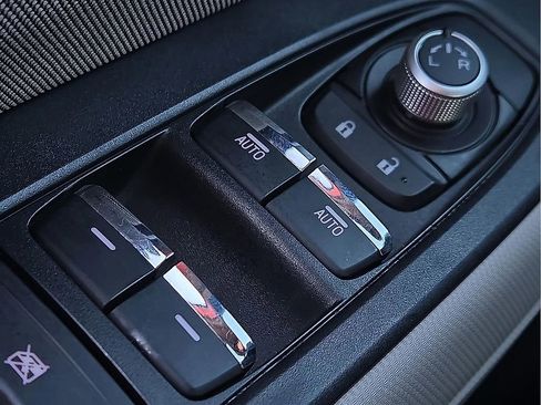 Certified 2025 Subaru Forester Premium image 18