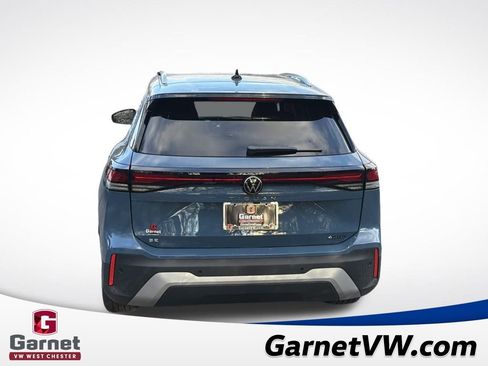 New 2026 Volkswagen Tiguan SE image 4