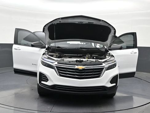 Used 2022 Chevrolet Equinox LS FWD image 36
