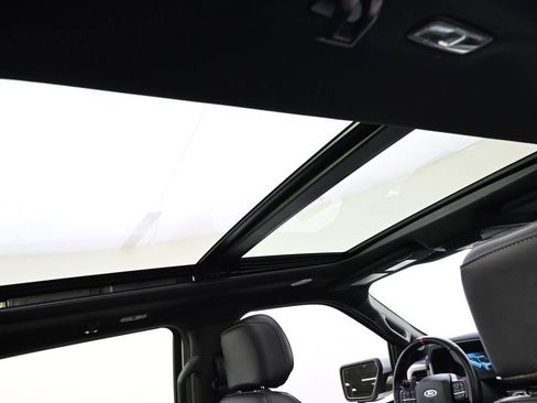 Used 2023 Ford F150 Raptor w/ Raptor Carbon Fiber Package image 17