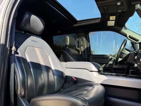 Used 2022 Ford F450 Platinum image 25
