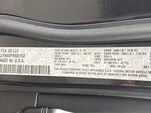 Used 2023 Jeep Grand Cherokee 30th Anniversary AWD/4WD image 39